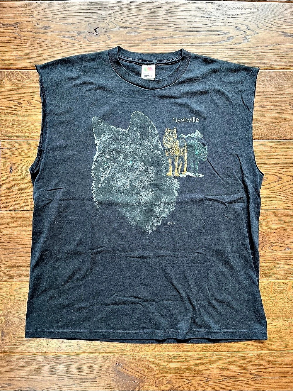 Vintage Nashville Wolf Graphic Cut-off T-Shirt XL